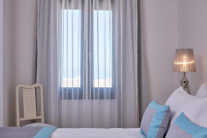 La Maltese Oia Luxury Suites Eksteriør billede